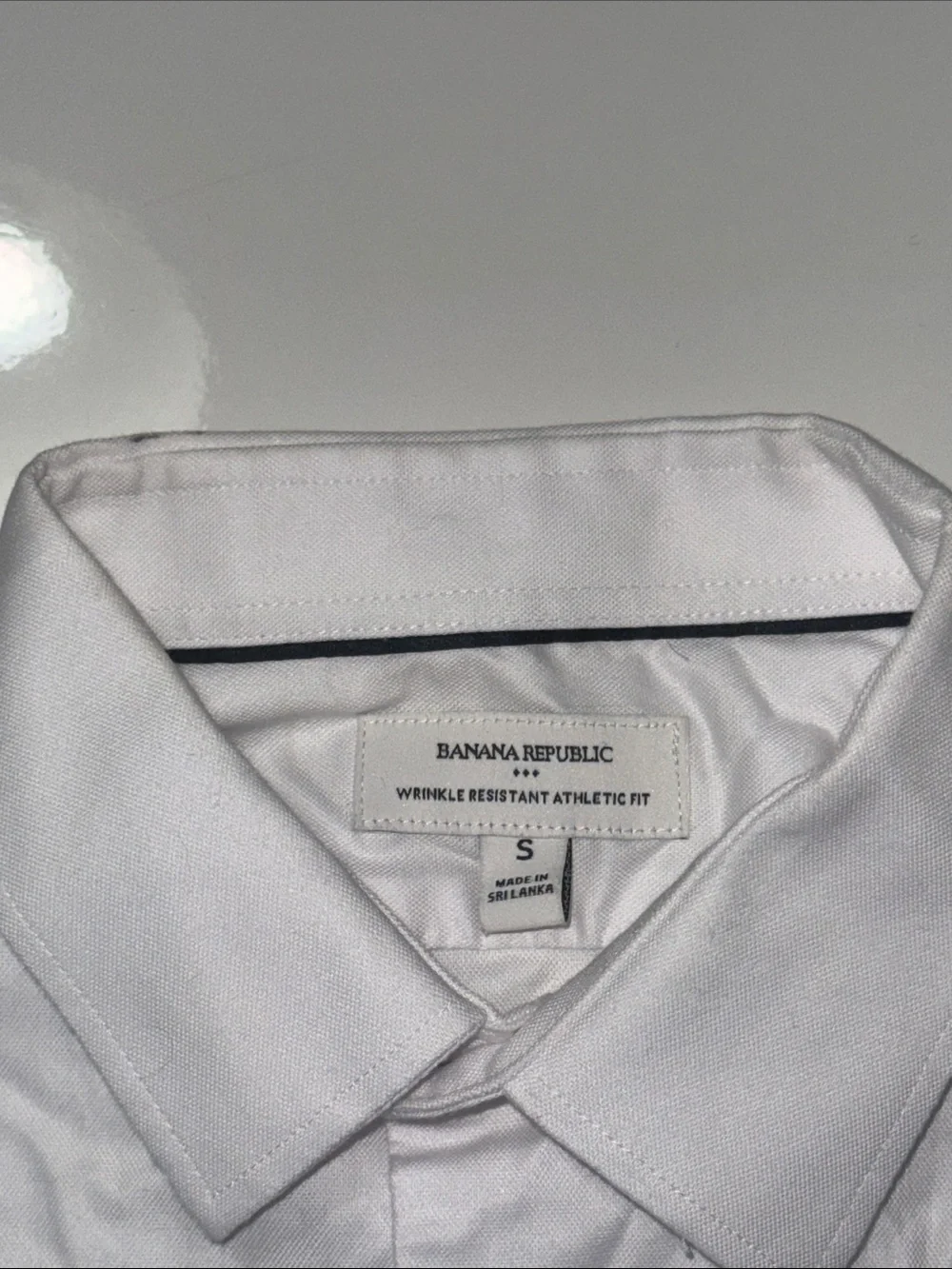 BANANA REPUBLIC SLIM-FIT WRINKLE-RESISTANT DRESS SHIRT SIZE S